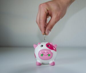 オンライン家計簿で育児費を節約する方法は？